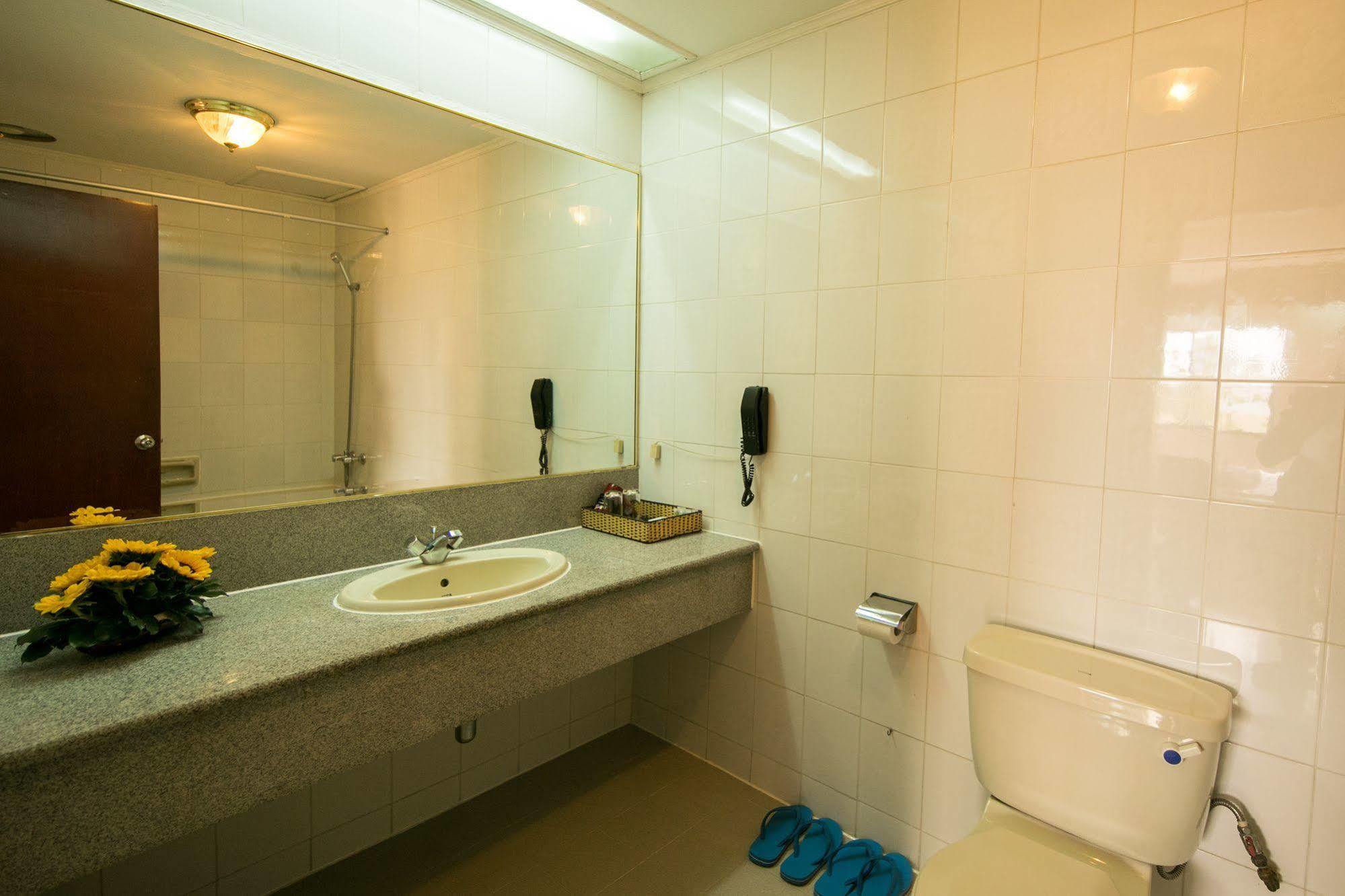 Asian 3* Ho Chi Minh City